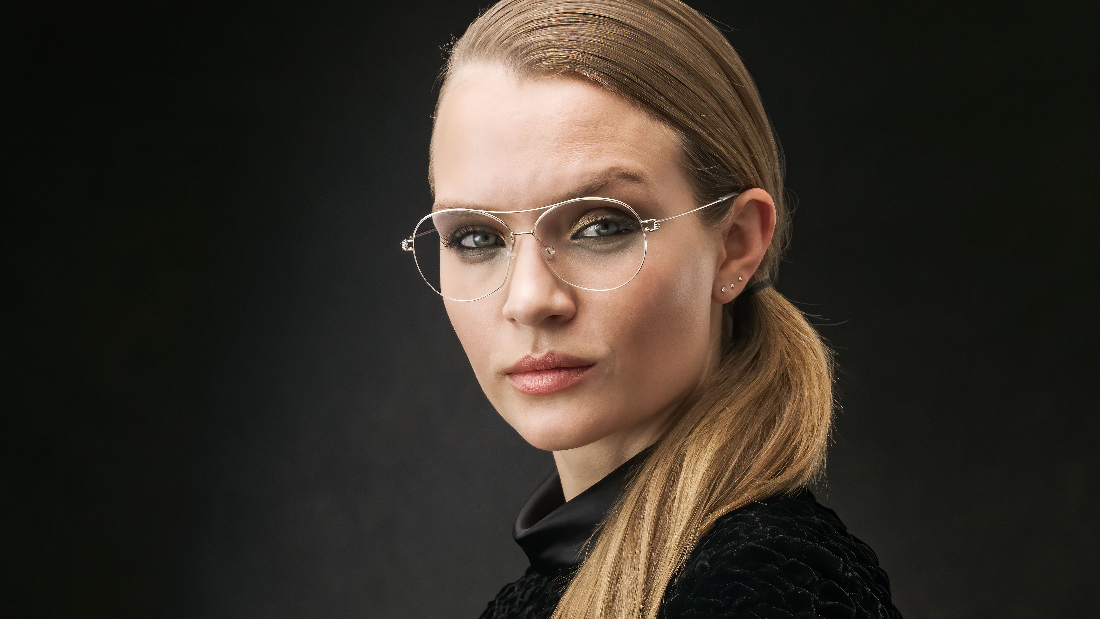 LINDBERG precious Model Coco white gold glasses in a women’s double bar style