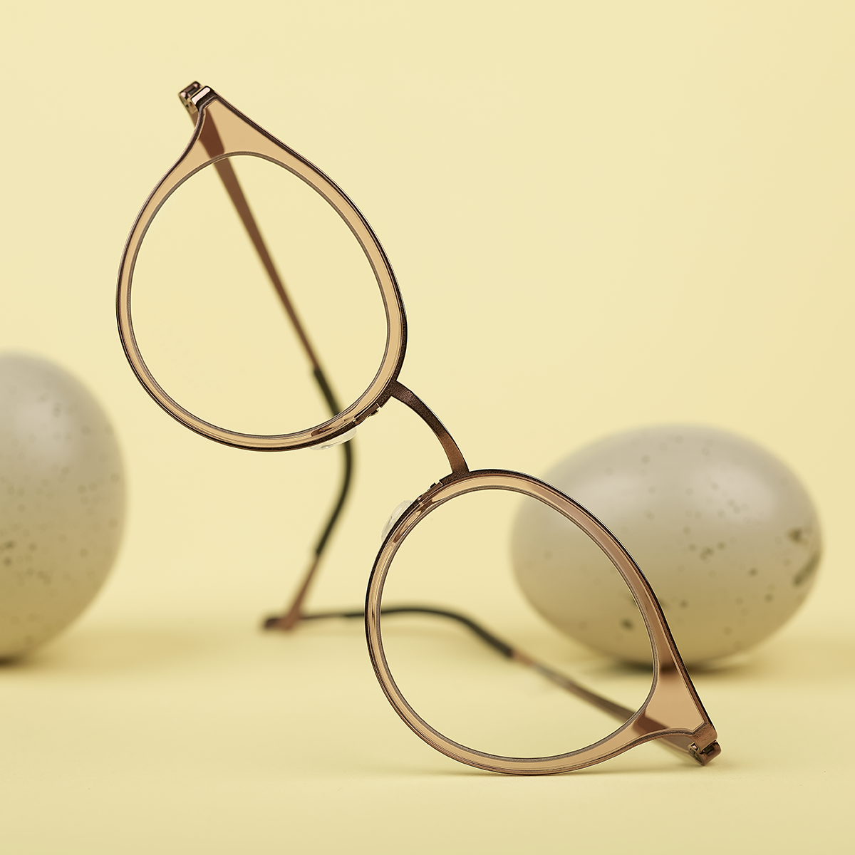 LINDBERG strip titanium 9728 titanium cat eye glasses with brown transparent inner acetate front