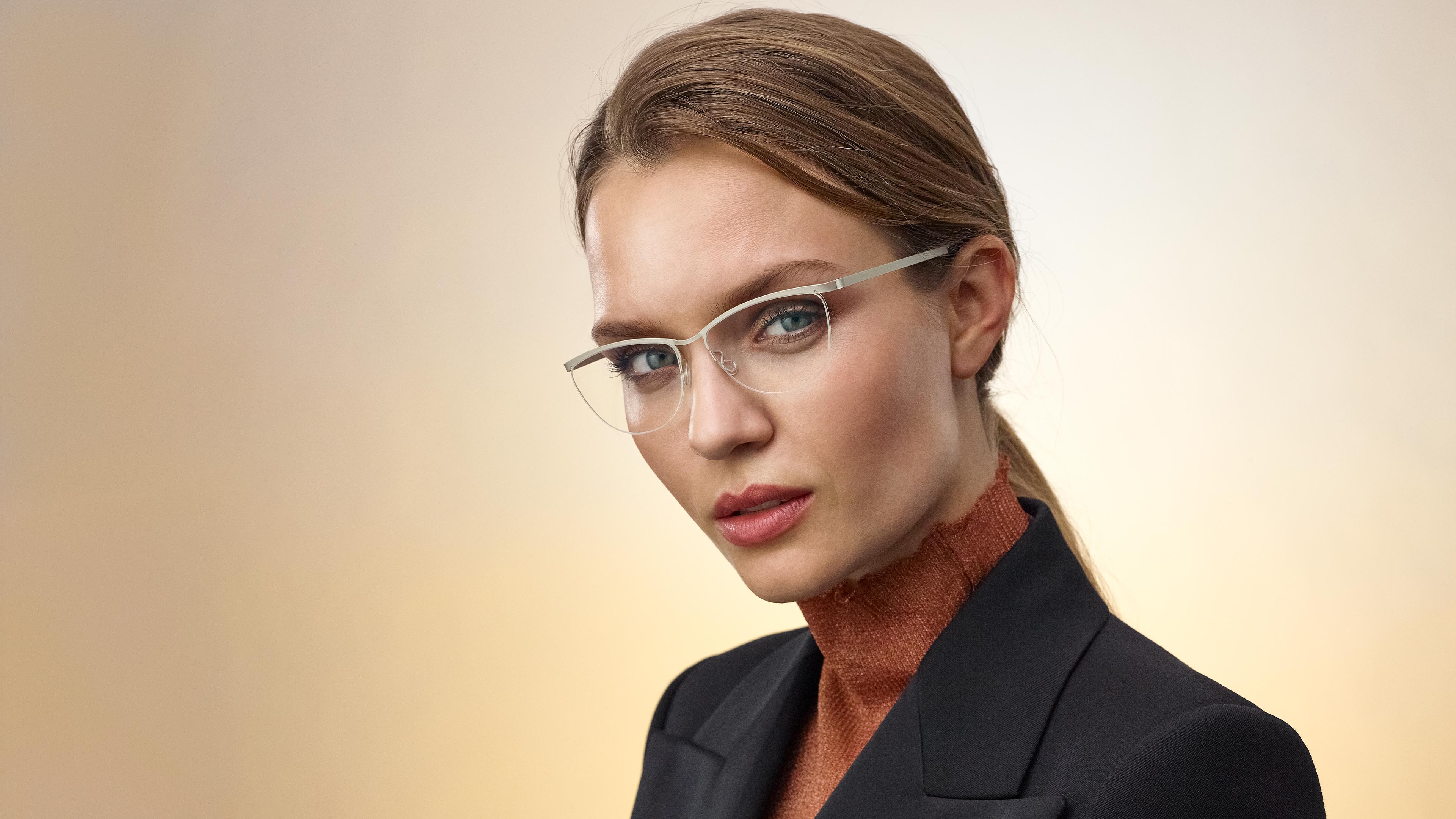 Women’s white half rim titanium glasses in Strip Model 7424 U38