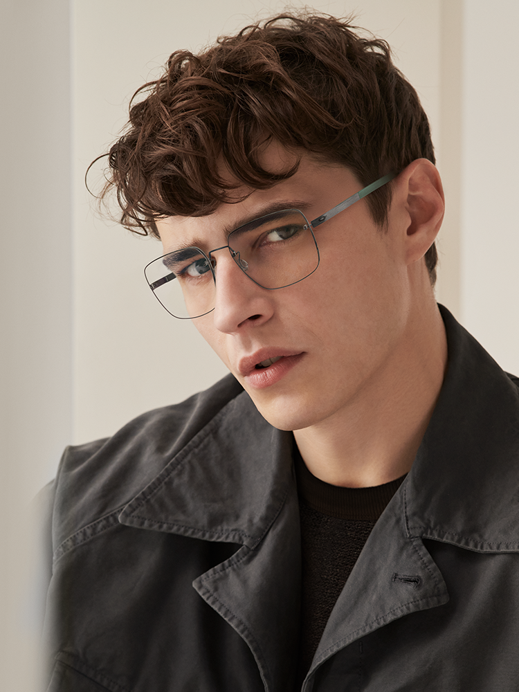 Glasses In Rimless Eyewear Frames